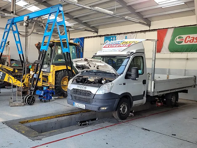 Servis úžitkových vozidiel a strojov